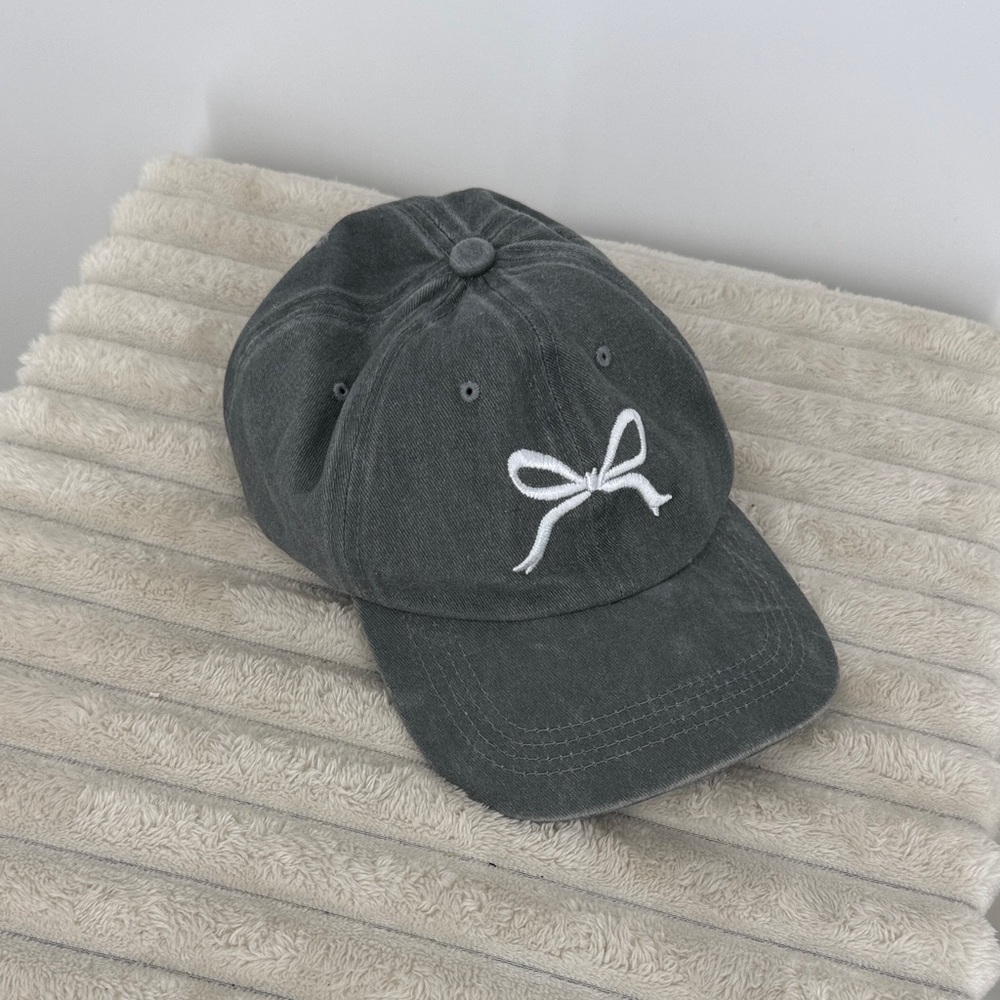 Embroidered Bow Cotton Baseball Cap - Charcoal